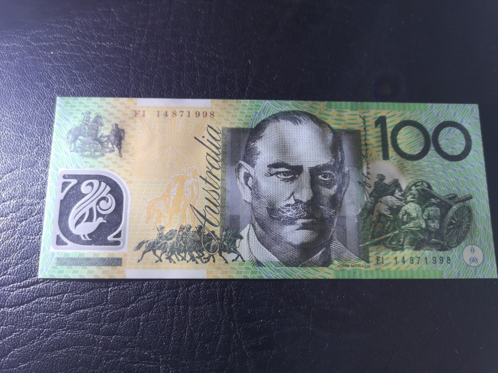 外钞收藏家》第一百七十六期拍卖 2014年澳大利亚100 全新UNC 尾年份号