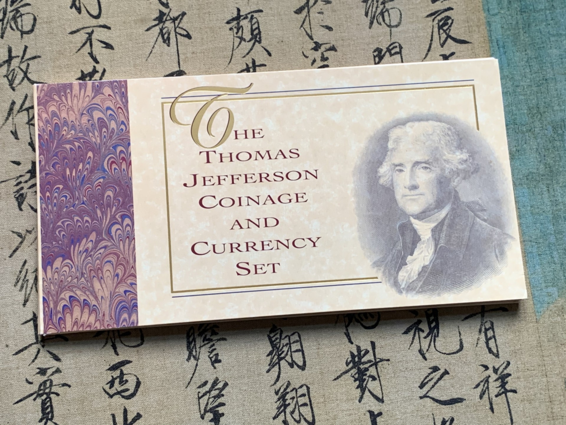 《竞宝斋》第52场-本周日，周一2场连拍（全场不限金额包邮） 卡装 美国1993/94年 杰克逊 1元，25分 和全新1976年2美元纸币一张 罕见