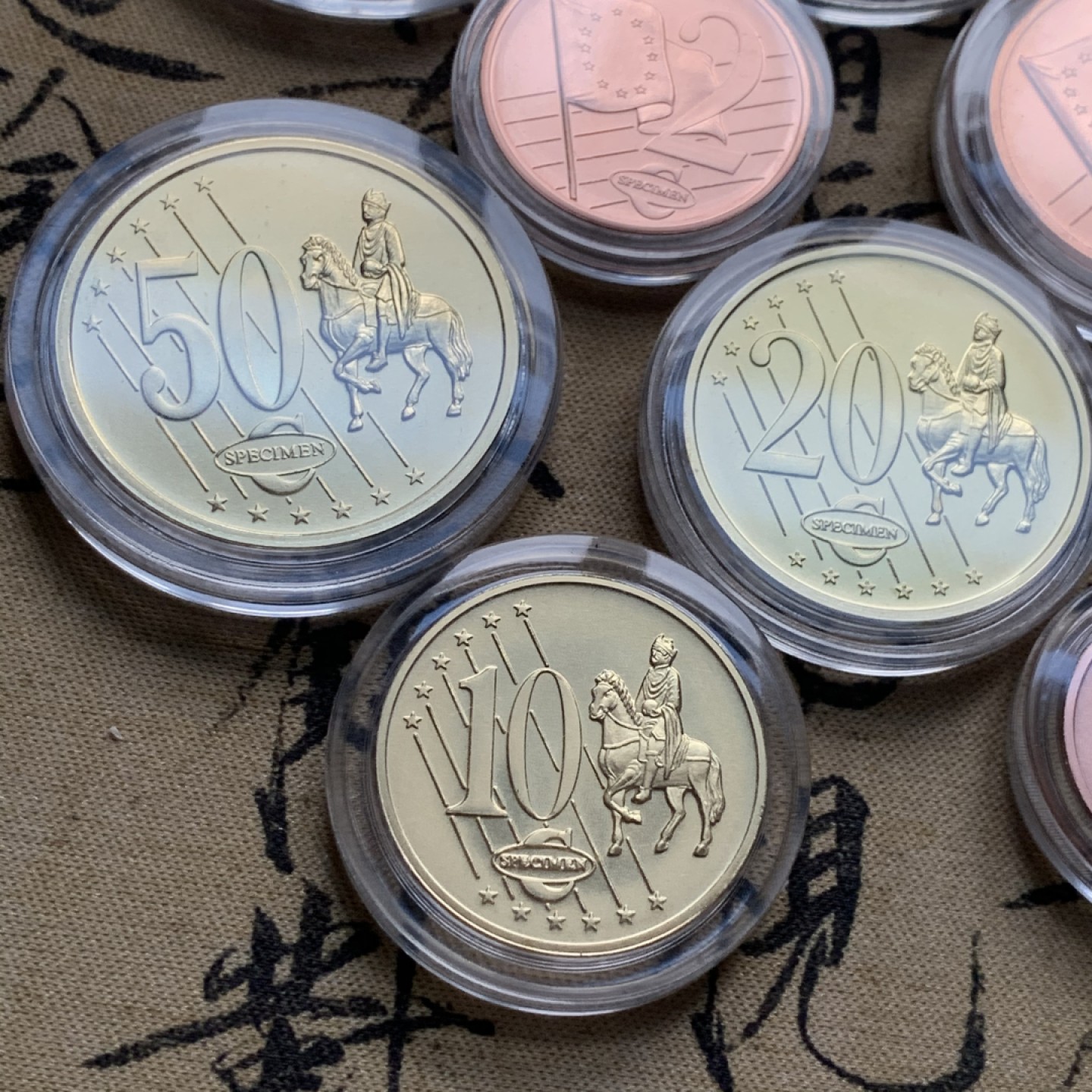 《竞宝斋》第52场-本周日，周一2场连拍（全场不限金额包邮） BU级 稀少梵蒂冈耶稣像样币8枚套币 宗教题材 品相完美 非常少见