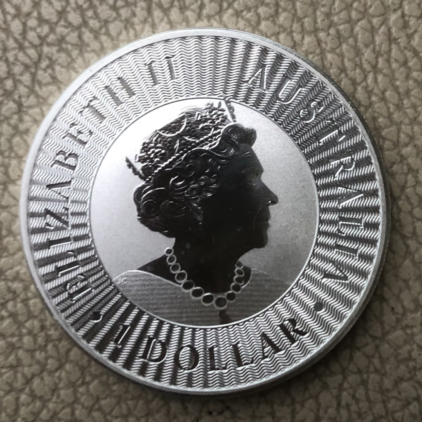 【保诚微拍】第28期 外国老银币【马剑、摩根主场】 【投资银币】 澳大利亚 2020年 袋鼠 银币（早期版 屁股缺肉）（31.1克 0.999银）