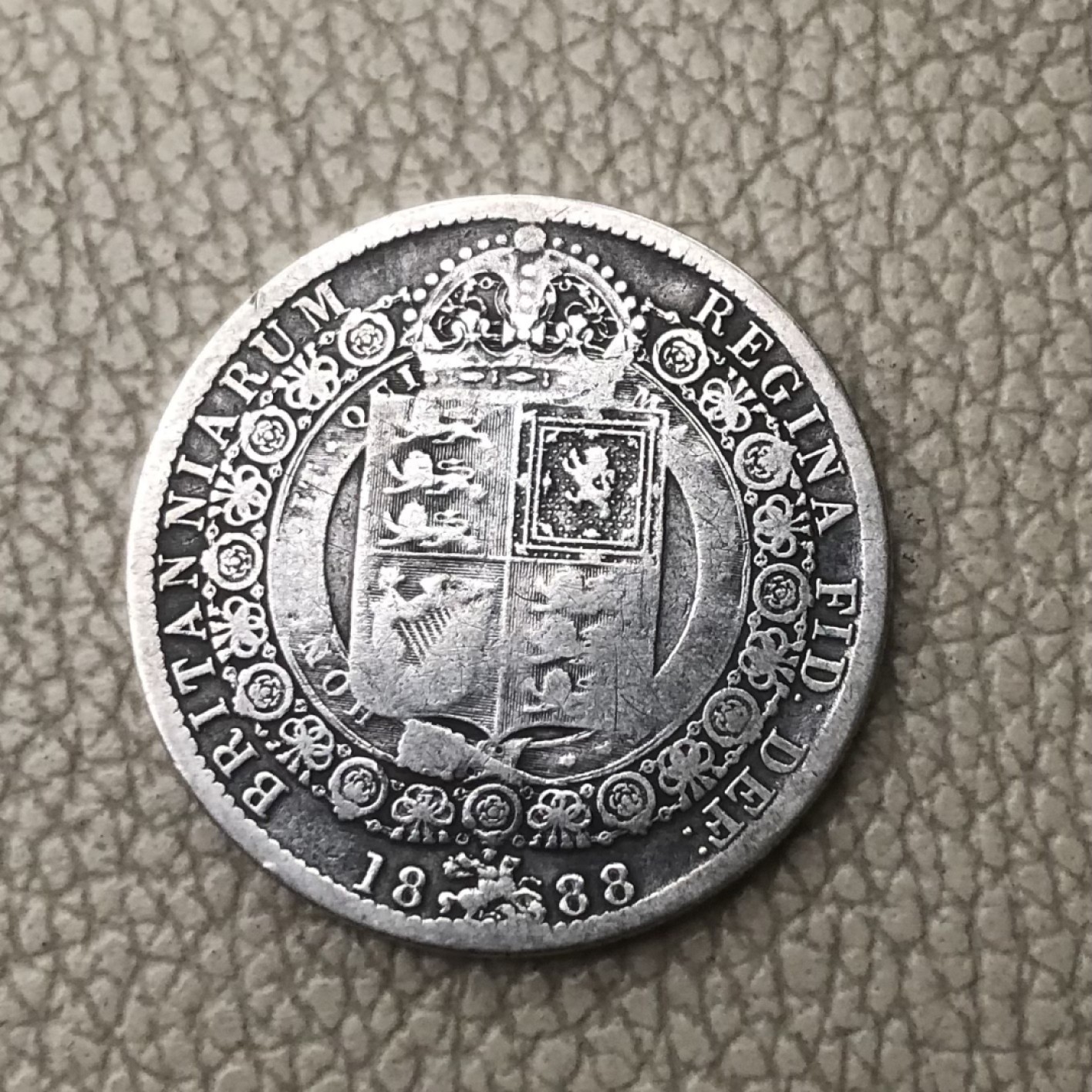 【保诚微拍】第28期 外国老银币【马剑、摩根主场】 【好年份】英国 维多利亚女王 1888年 高冠版 半克朗 银币 （14克 0.925银）