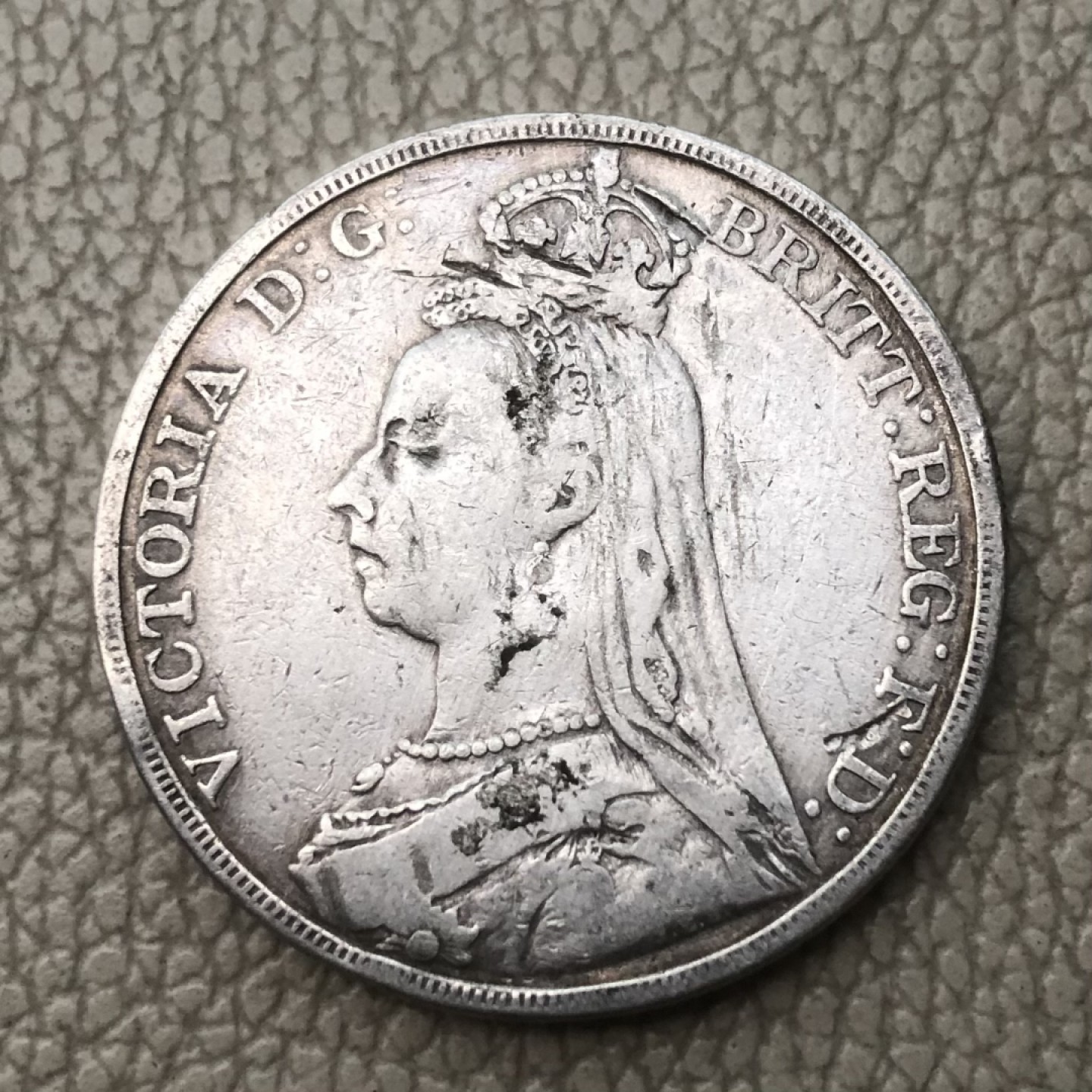 【保诚微拍】第28期 外国老银币【马剑、摩根主场】 英国 维多利亚女王 1891年 克朗 高冠版 马剑 大银币 （28克，92.5%银）XF-13