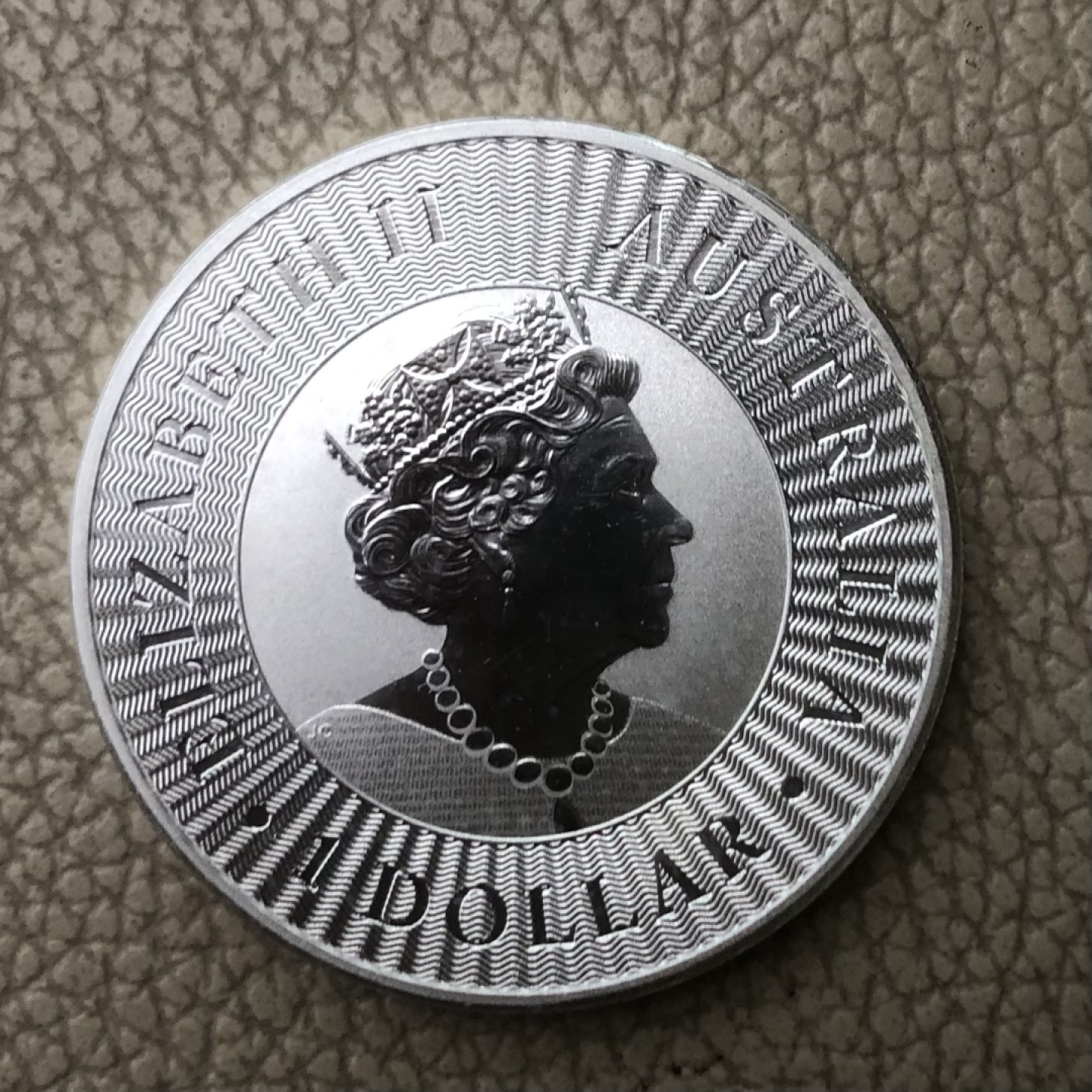 【保诚微拍】第28期 外国老银币【马剑、摩根主场】 【投资银币】 澳大利亚 2020年 袋鼠 银币（早期版 屁股缺肉）（31.1克 0.999银）