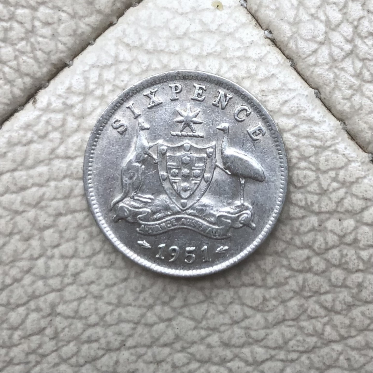 【保诚微拍】第28期 外国老银币【马剑、摩根主场】 澳大利亚 乔治六世 1951年 袋鼠 六便士 银币 （ 2.8克 0.5银）