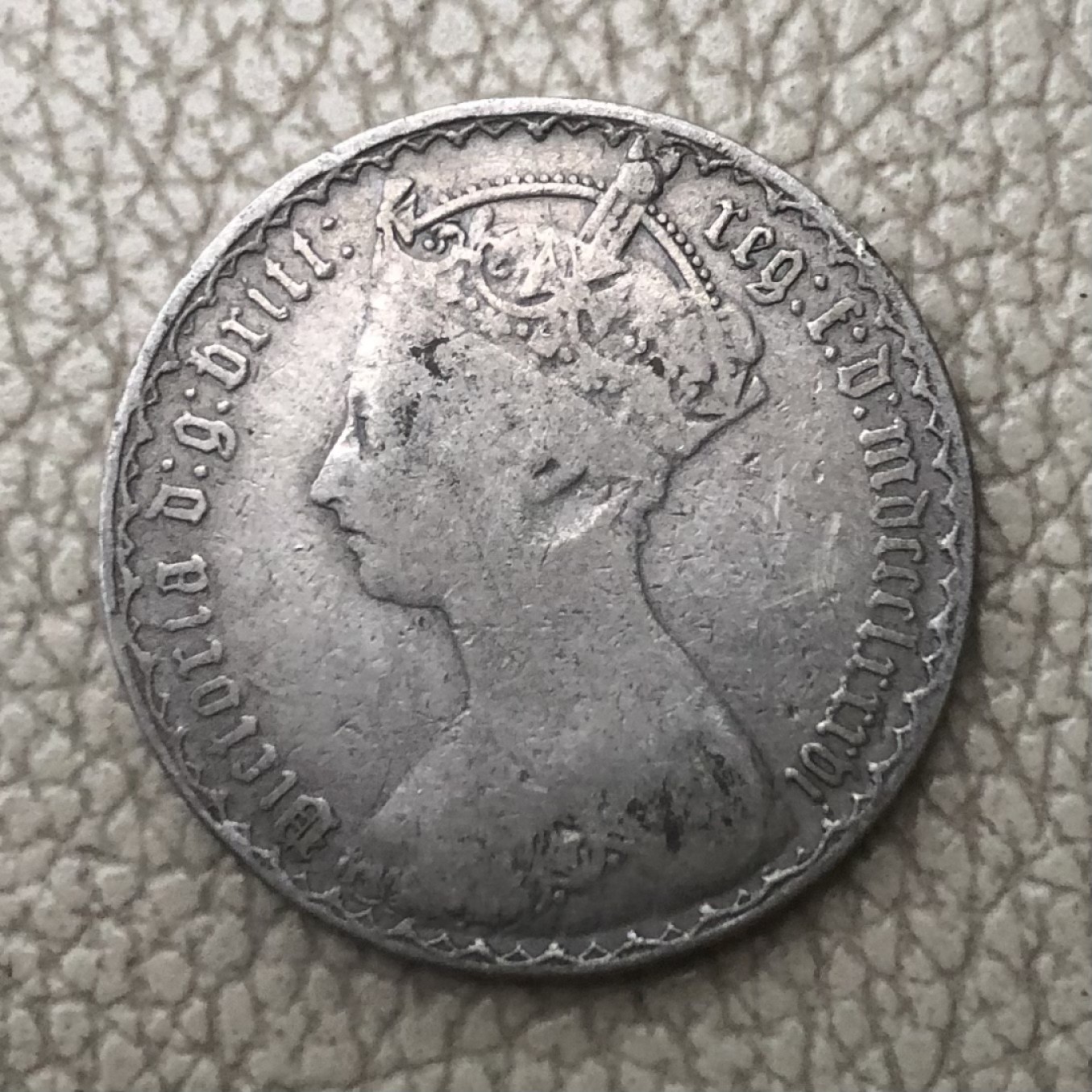 【保诚微拍】第28期 外国老银币【马剑、摩根主场】 英国 维多利亚女王 186X年/7X 少女头像 哥特版 弗罗林 2先令 银币 （11.2克 0.925银）具体版本看图查目录！！！品相很不错