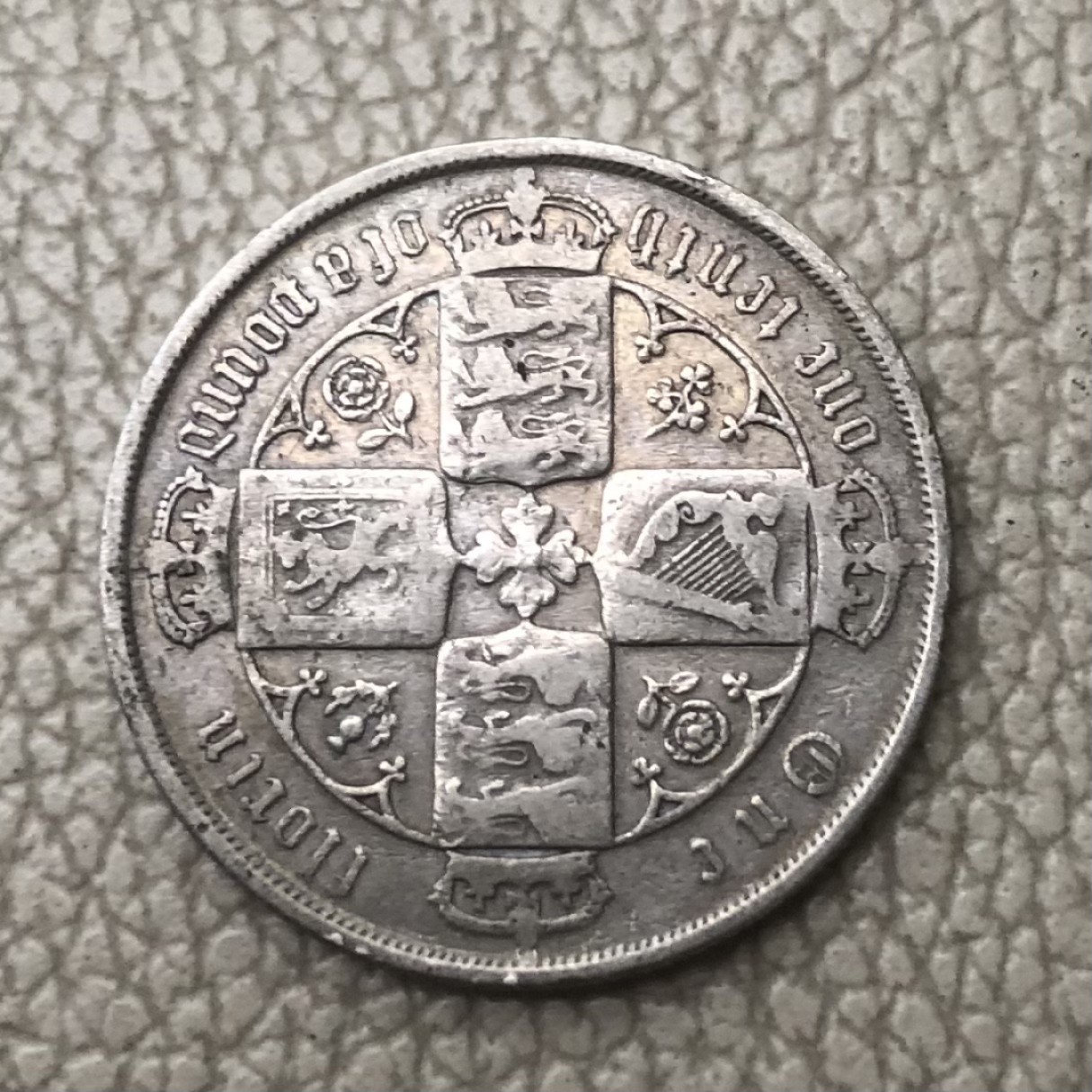 【保诚微拍】第28期 外国老银币【马剑、摩根主场】 英国 维多利亚女王 186X年/7X 少女头像 哥特版 弗罗林 2先令 银币 （11.2克 0.925银）具体版本看图查目录！！！品相很不错