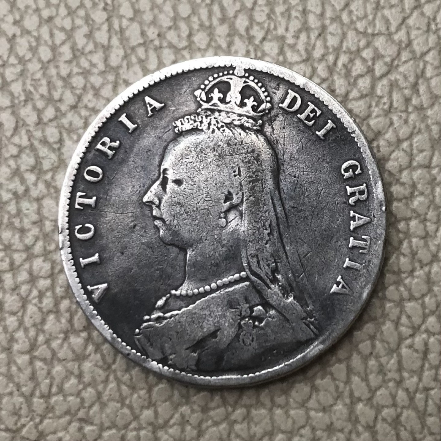 【保诚微拍】第28期 外国老银币【马剑、摩根主场】 【好年份】英国 维多利亚女王 1888年 高冠版 半克朗 银币 （14克 0.925银）