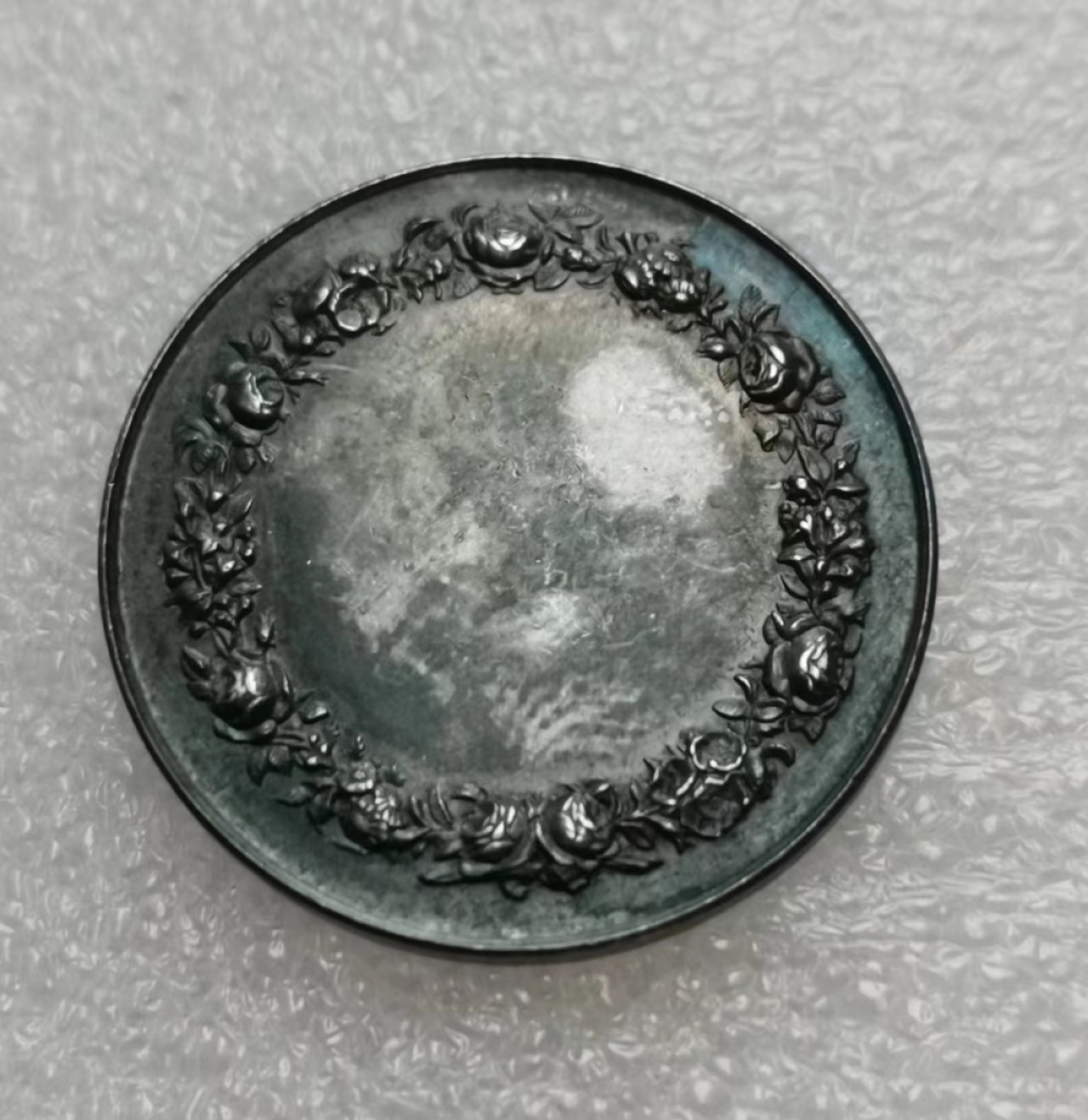 瓶子🏺第36期拍卖会 法国1880-1890年黑彩结婚银章（未使用）