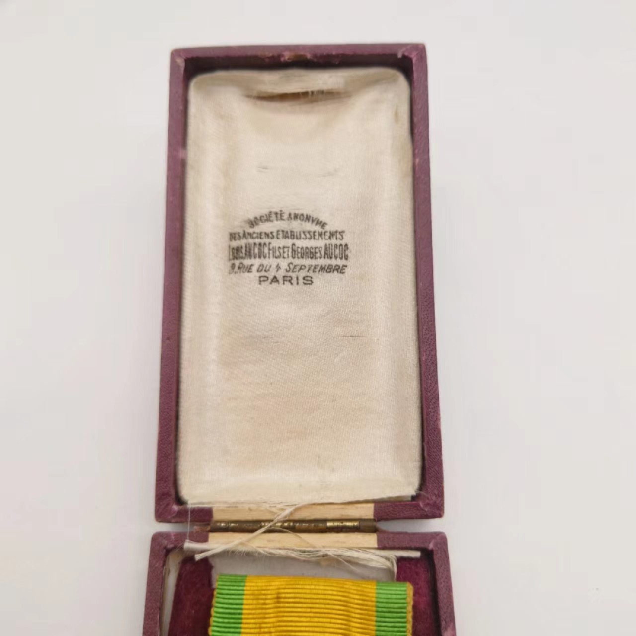 勋章奖章交易所4月30日群拍 法国原盒军事奖章