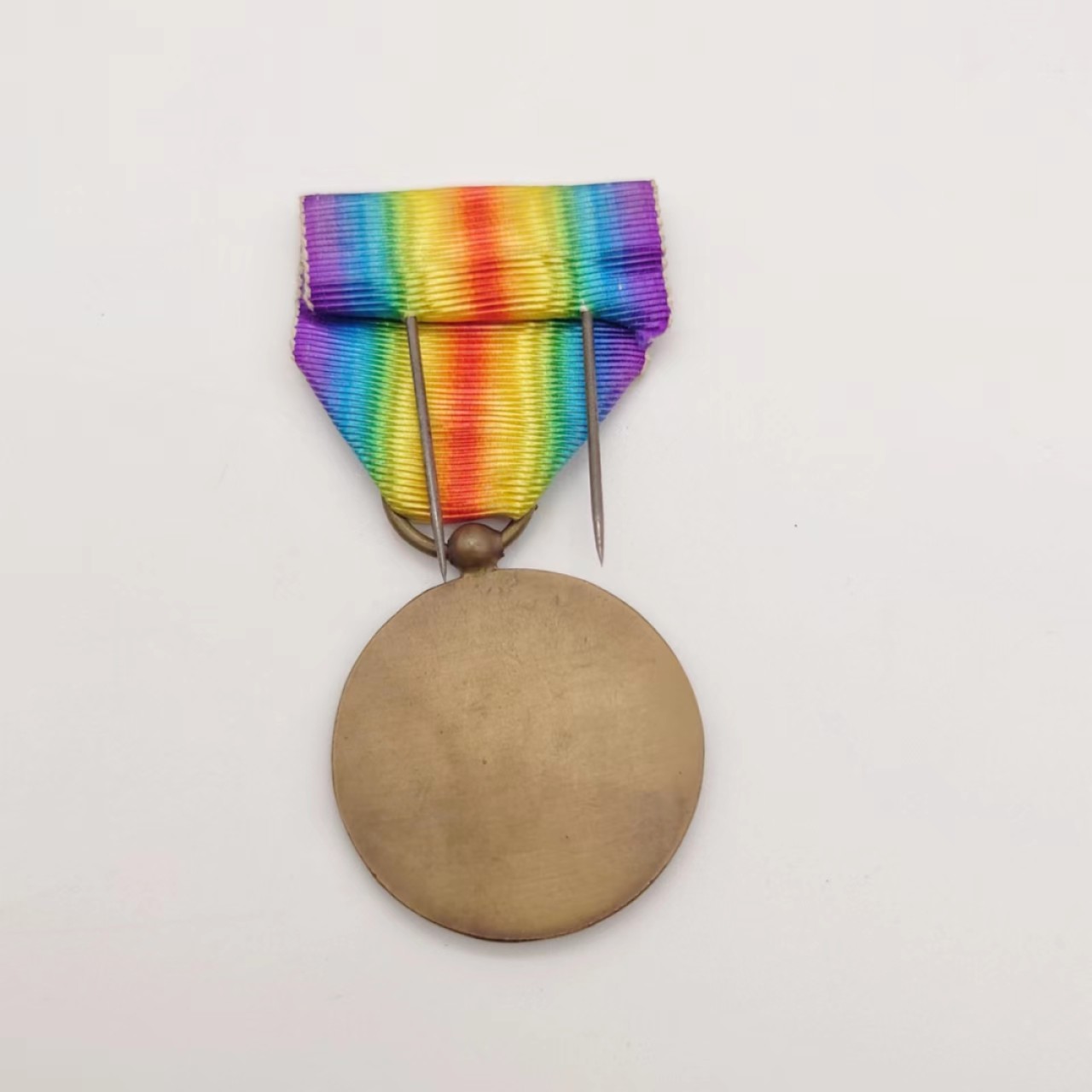 勋章奖章交易所4月30日群拍 比利时光背版一战胜利奖章