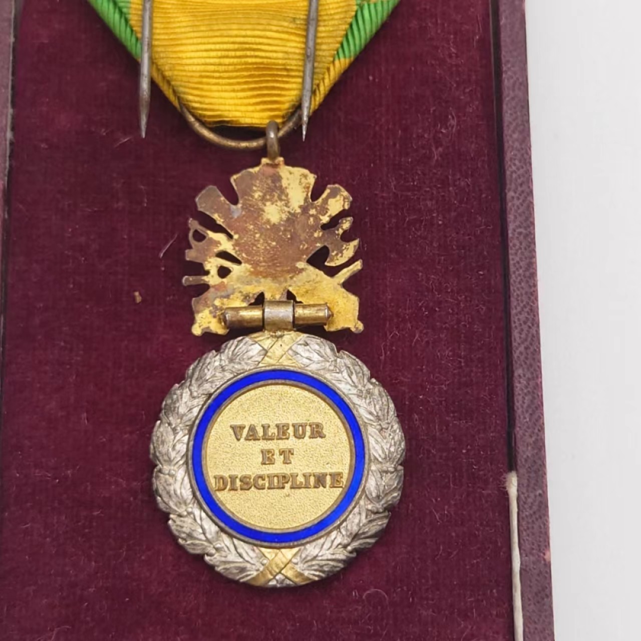 勋章奖章交易所4月30日群拍 法国原盒军事奖章