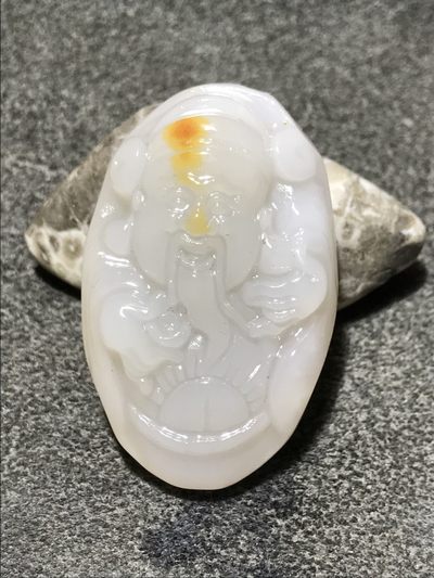 天然新疆三彩玉雕财神吊坠(把件)一个， - 天然新疆三彩玉雕财神吊坠(把件)一个，