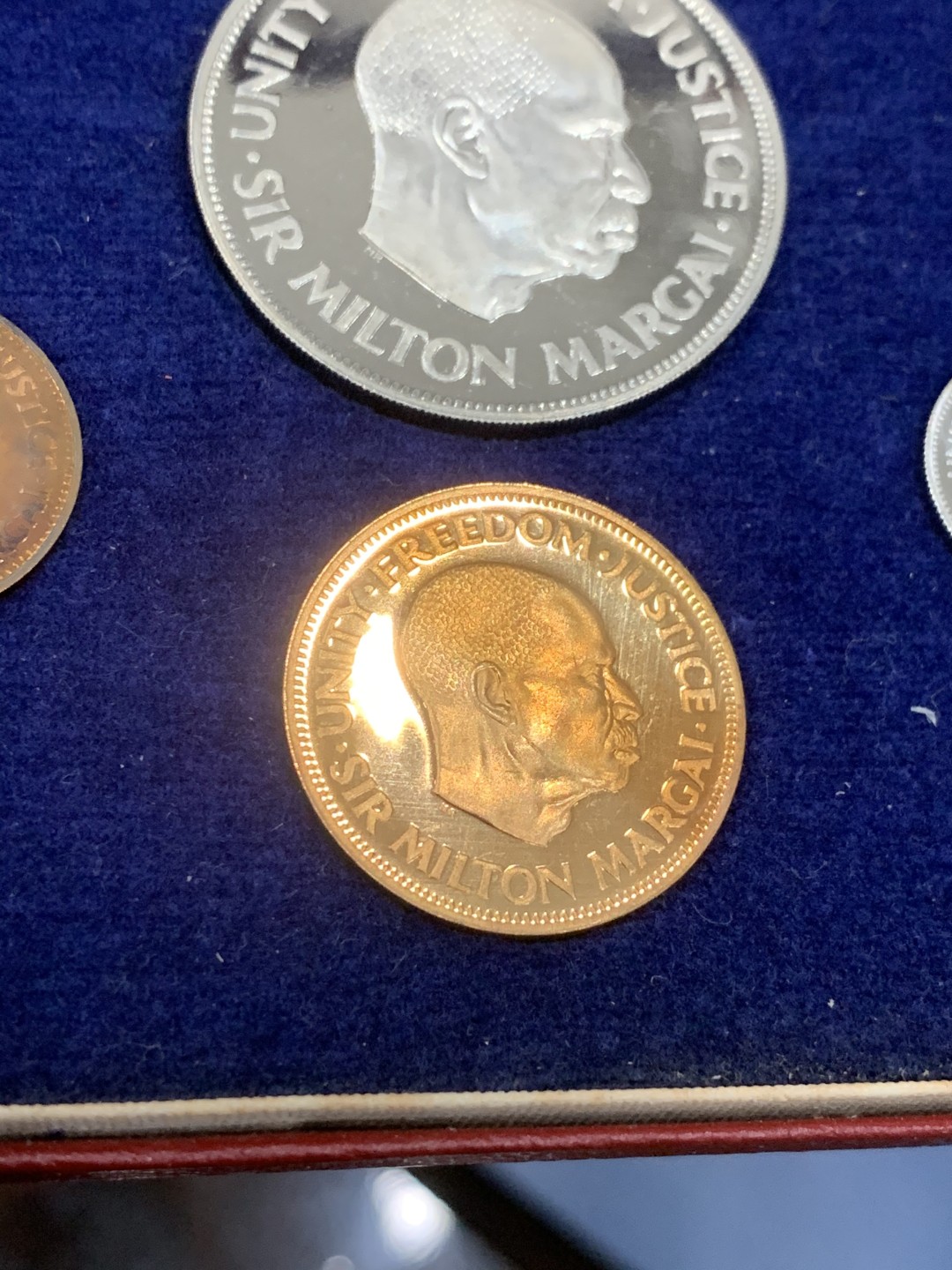 《竞宝斋》第53场（献给最美的劳动者，祝五一快乐！）-本周日，周一2场连拍（全场不限金额包邮） 塞拉利昂1964年清年份原盒6枚精制套币