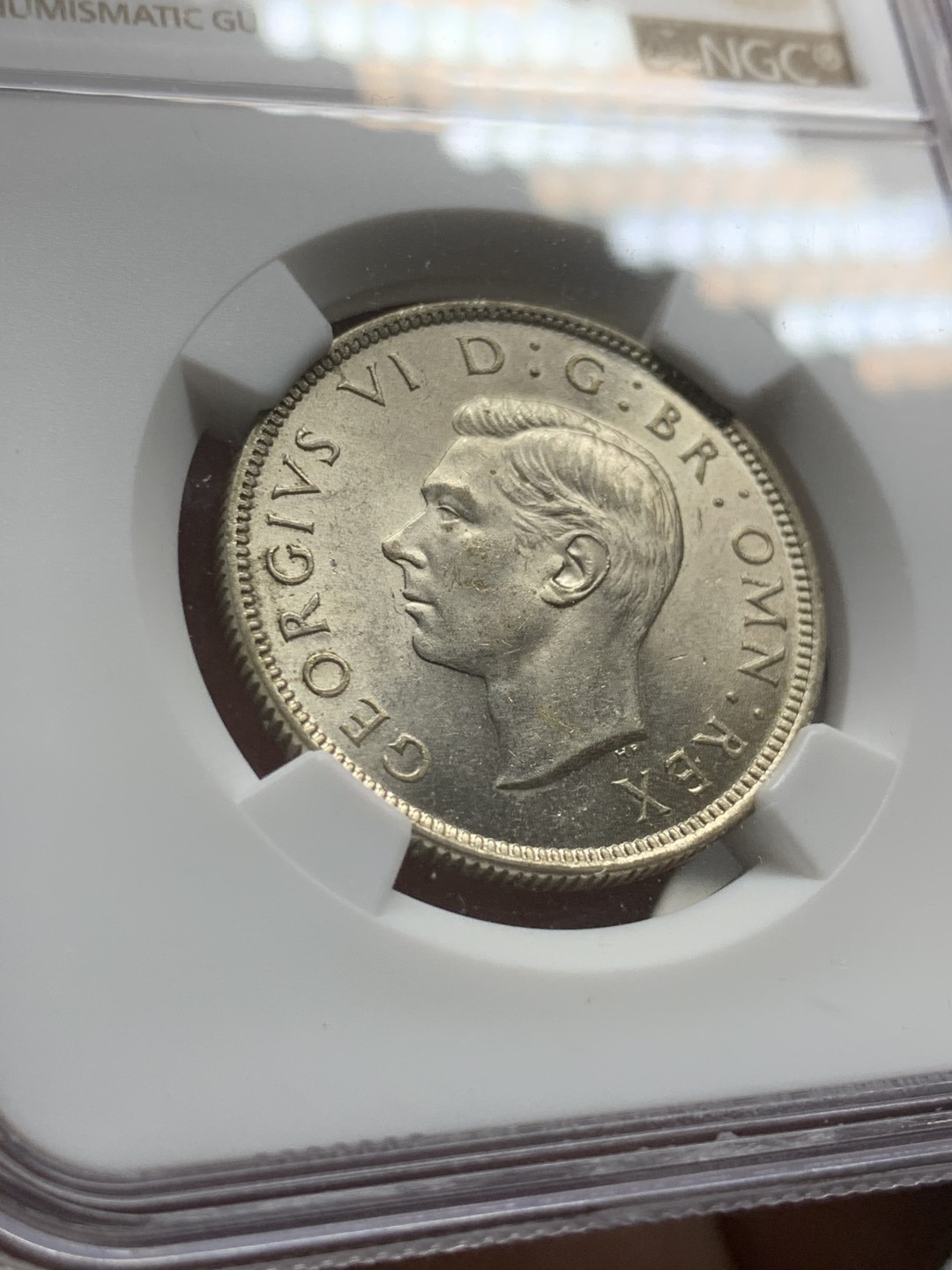 《竞宝斋》第53场（献给最美的劳动者，祝五一快乐！）-本周日，周一2场连拍（全场不限金额包邮） NGC-MS62 乔治六世1944年福林/两先令，BU背面黄油包浆，略低评