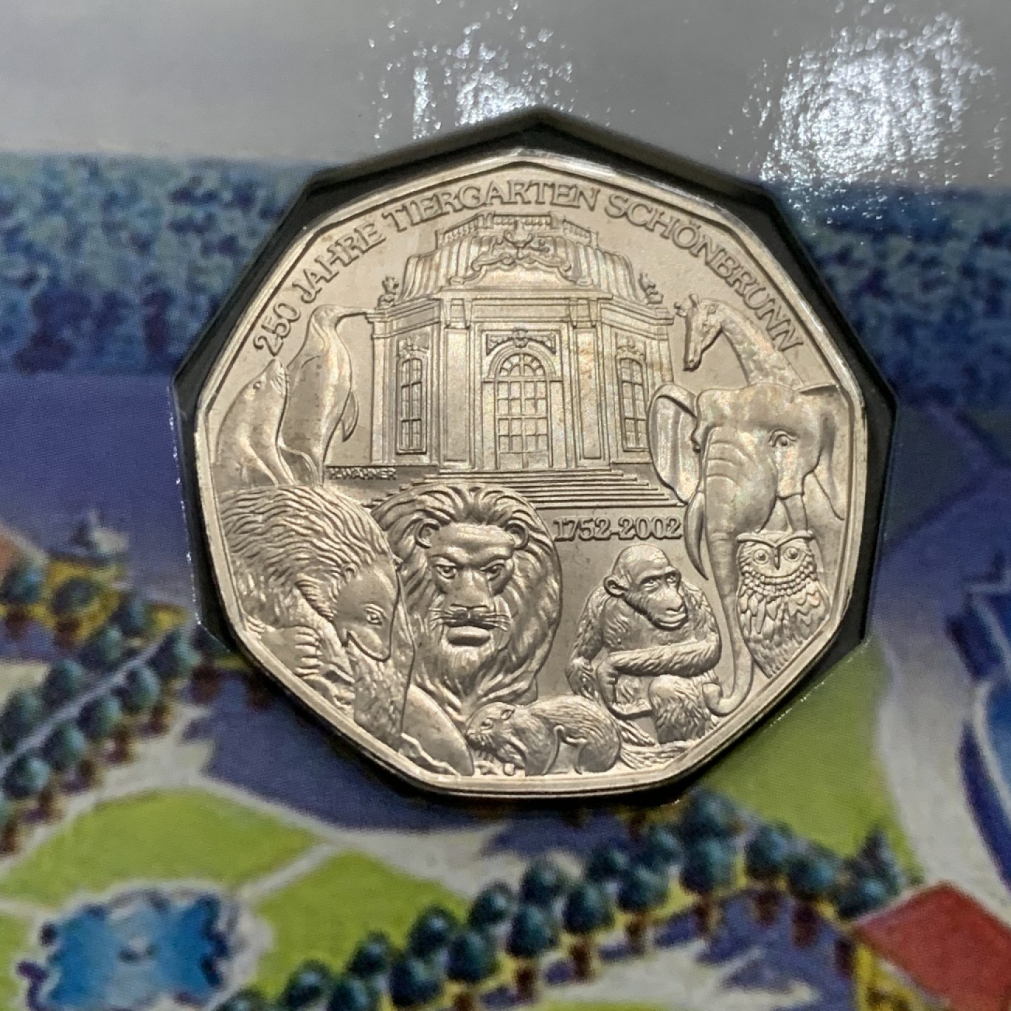 《竞宝斋》第53场（献给最美的劳动者，祝五一快乐！）-本周日，周一2场连拍（全场不限金额包邮） 2002年 奥地利 5欧元 银币 维也纳动物园250周年卡装