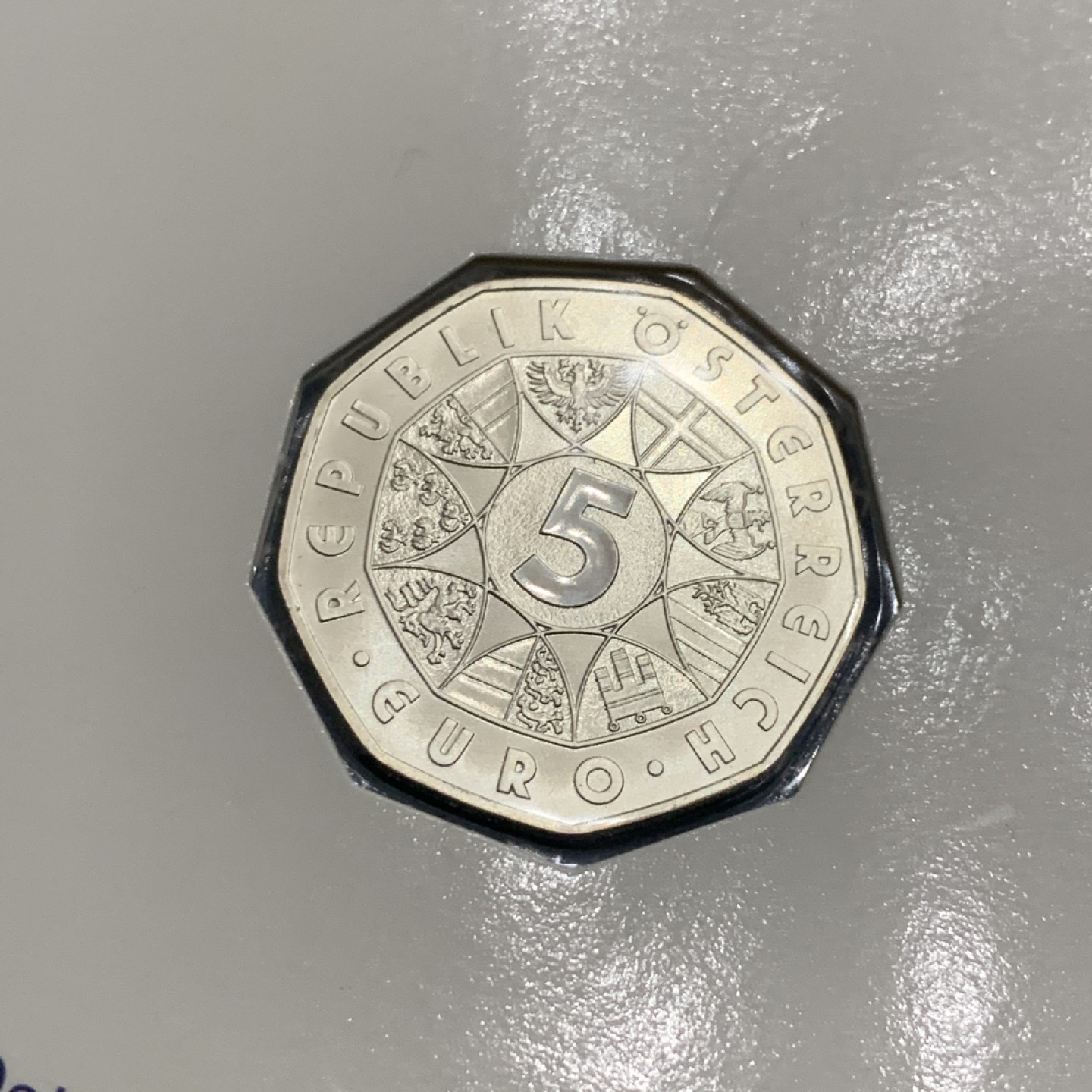 《竞宝斋》第53场（献给最美的劳动者，祝五一快乐！）-本周日，周一2场连拍（全场不限金额包邮） 2005年 奥地利 5欧元 速降滑雪 银币卡装