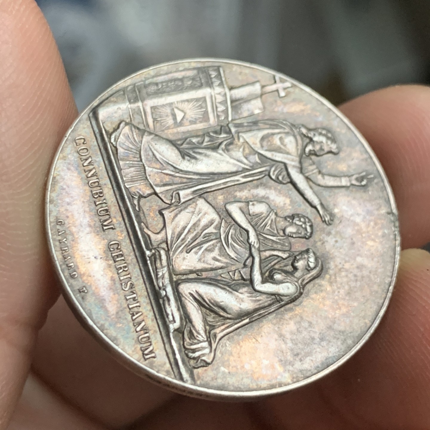 《竞宝斋》第53场（献给最美的劳动者，祝五一快乐！）-本周日，周一2场连拍（全场不限金额包邮） 法国 1880-1898年 高细节 圆形银质婚章 16克 32mm直径 丰饶角边铭 银标非常厚重