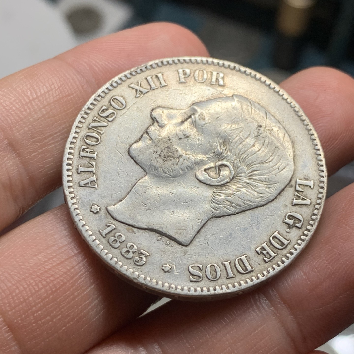 《竞宝斋》第53场（献给最美的劳动者，祝五一快乐！）-本周日，周一2场连拍（全场不限金额包邮） 1883年阿方索十二世双柱银币、5比塞塔、青年版