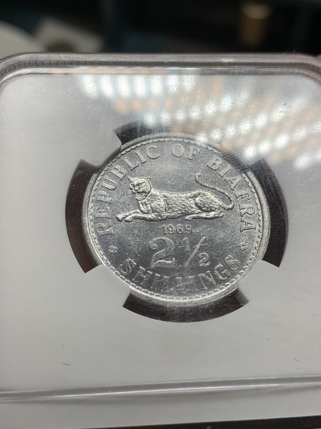 《竞宝斋》第53场（献给最美的劳动者，祝五一快乐！）-本周日，周一2场连拍（全场不限金额包邮） NGC MS63比夫拉1969年25先令历史的车轮淹没了比夫拉一个业已消失的国度经典币种 设计精美 收藏当如此