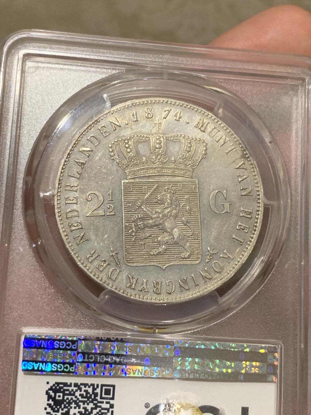 《竞宝斋》第53场（献给最美的劳动者，祝五一快乐！）-本周日，周一2场连拍（全场不限金额包邮） 季军分 PCGS-MS63 荷兰 1874年威廉三世 2.5盾银币 945含银量，细节无可挑剔，发丝高点具在，地面PL感 难得