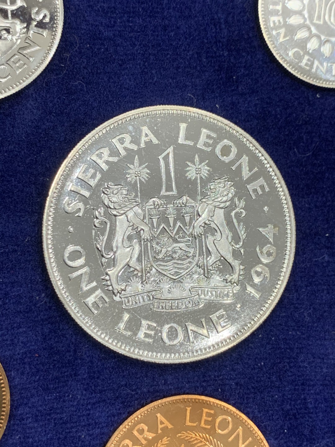 《竞宝斋》第53场（献给最美的劳动者，祝五一快乐！）-本周日，周一2场连拍（全场不限金额包邮） 塞拉利昂1964年清年份原盒6枚精制套币