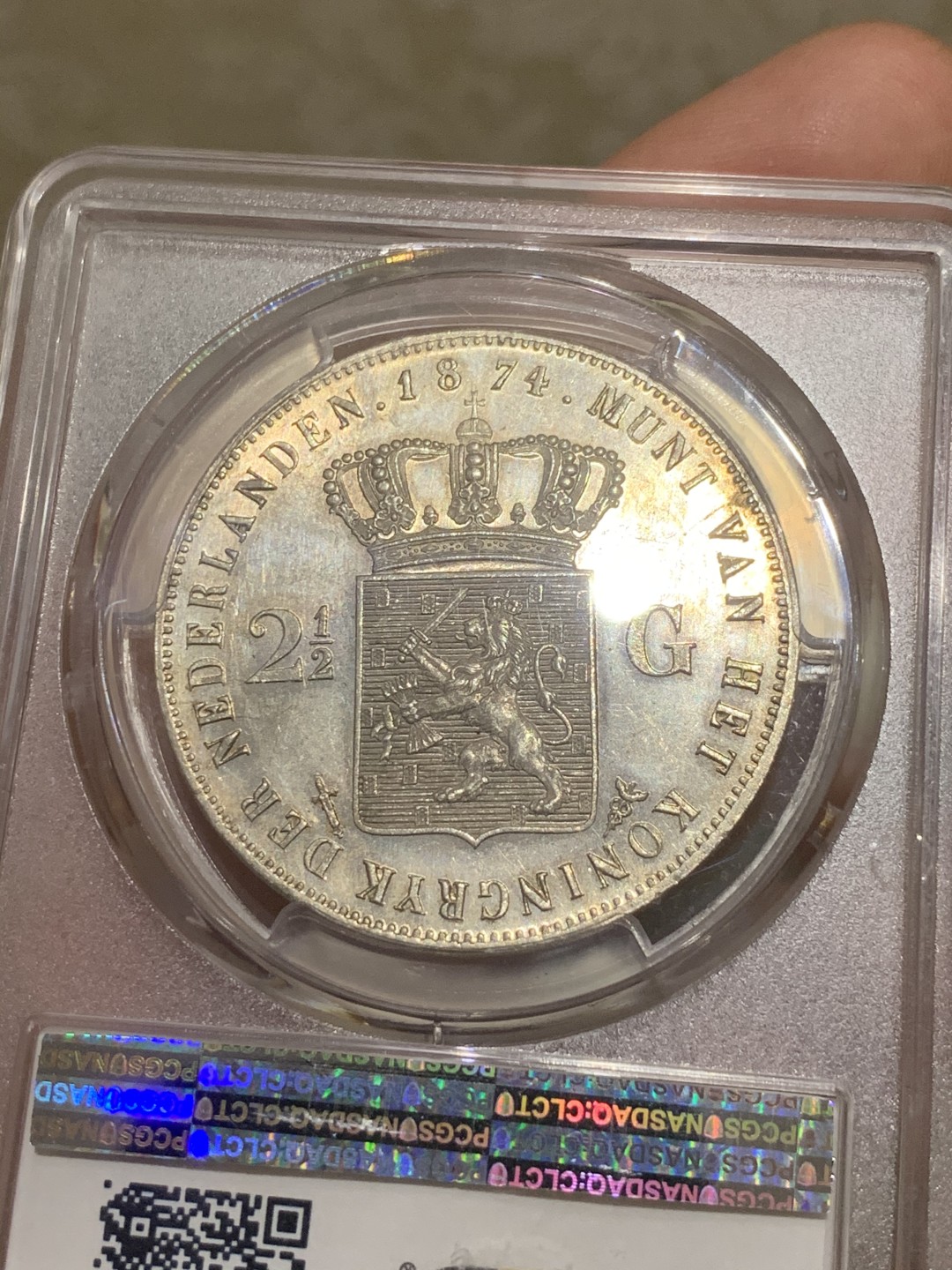 《竞宝斋》第53场（献给最美的劳动者，祝五一快乐！）-本周日，周一2场连拍（全场不限金额包邮） 季军分 PCGS-MS63 荷兰 1874年威廉三世 2.5盾银币 945含银量，细节无可挑剔，发丝高点具在，地面PL感 难得