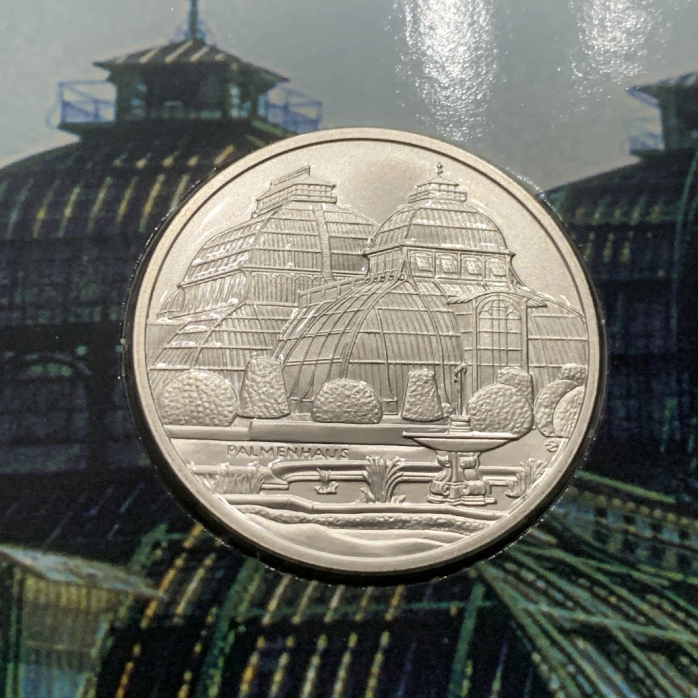 《竞宝斋》第53场（献给最美的劳动者，祝五一快乐！）-本周日，周一2场连拍（全场不限金额包邮） 2003年 奥地利10欧元 925银 16克银币 维也纳美泉宫卡装