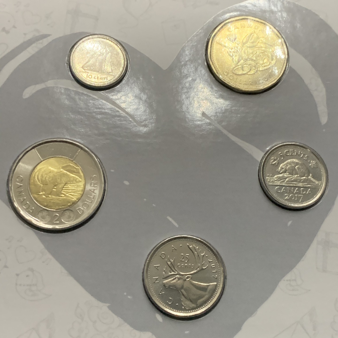 《竞宝斋》第53场（献给最美的劳动者，祝五一快乐！）-本周日，周一2场连拍（全场不限金额包邮） 2017年加拿大玫瑰戒指五枚套币卡装