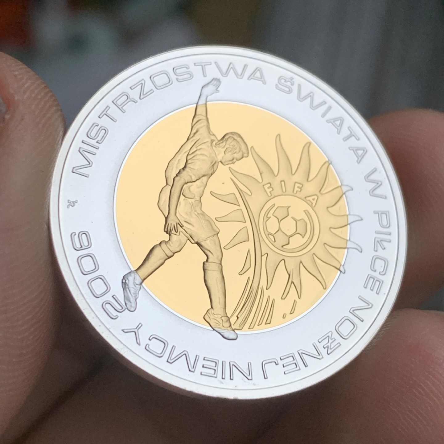 《竞宝斋》第53场（献给最美的劳动者，祝五一快乐！）-本周日，周一2场连拍（全场不限金额包邮） 波兰 2006年 世界杯 镀金双色 PROOF 银币 14克左右 32.1mm