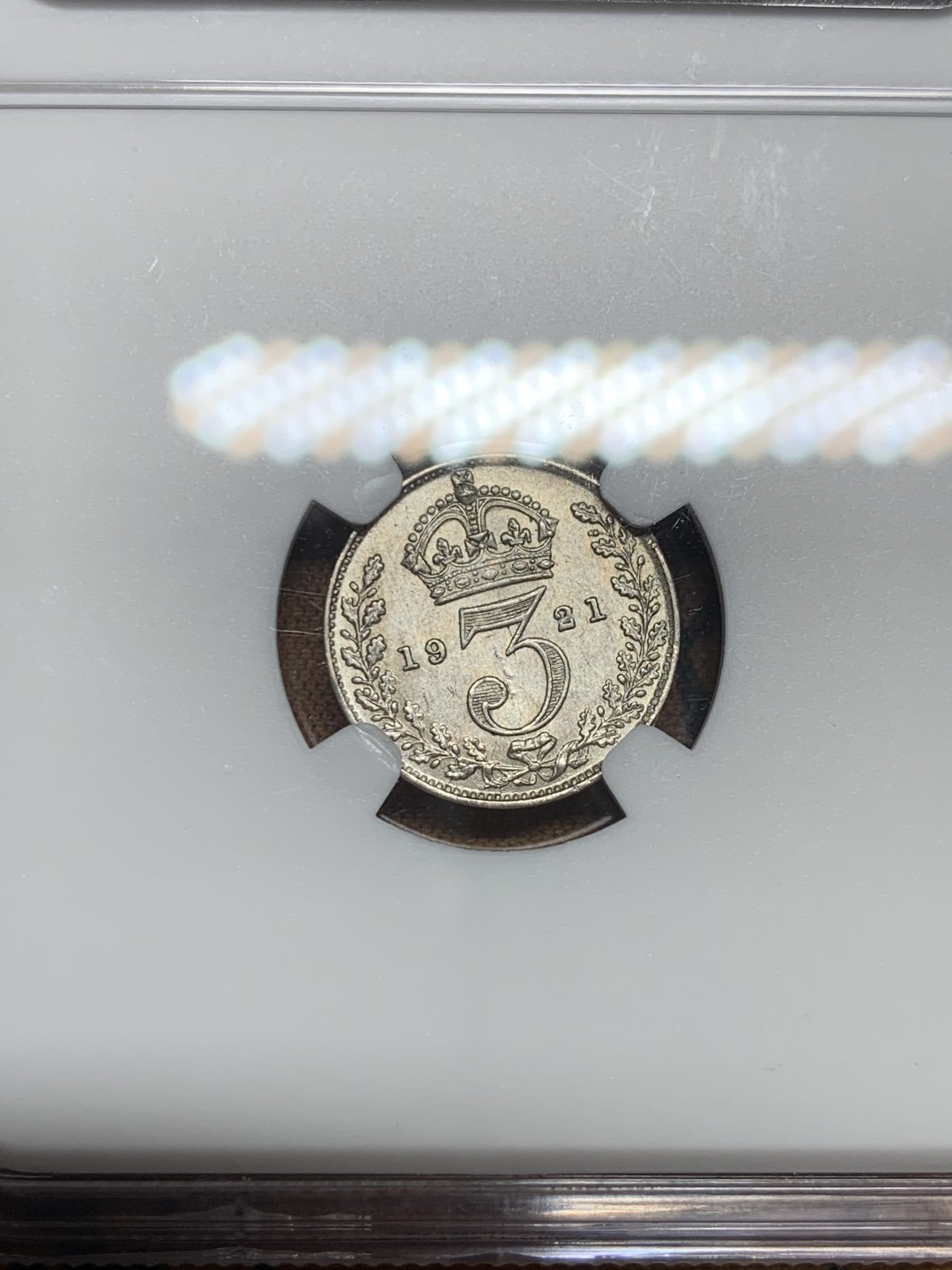 《竞宝斋》第53场（献给最美的劳动者，祝五一快乐！）-本周日，周一2场连拍（全场不限金额包邮） NGC-AU58 1921年英国三便士，底板不错，乔五模具差导致略有低评，数字“3”处有模裂可以看出模具状态