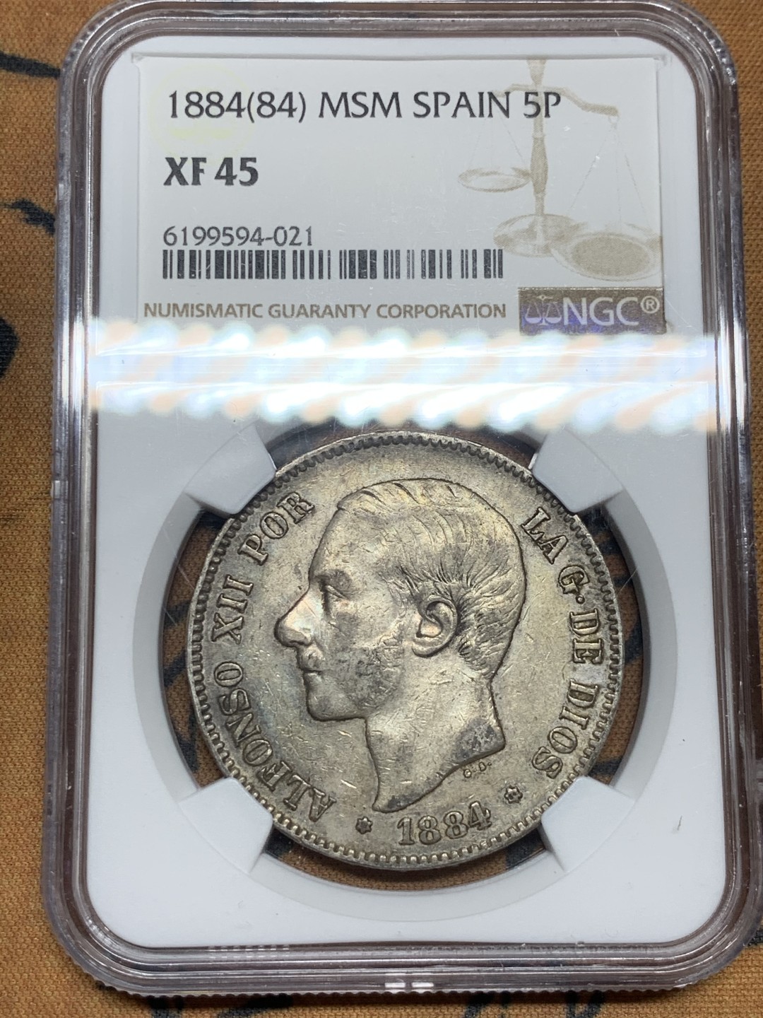 《竞宝斋》第53场（献给最美的劳动者，祝五一快乐！）-本周日，周一2场连拍（全场不限金额包邮） NGC XF45 西班牙 1884年  阿方索十二世 5比塞塔 双柱银币 深彩包浆