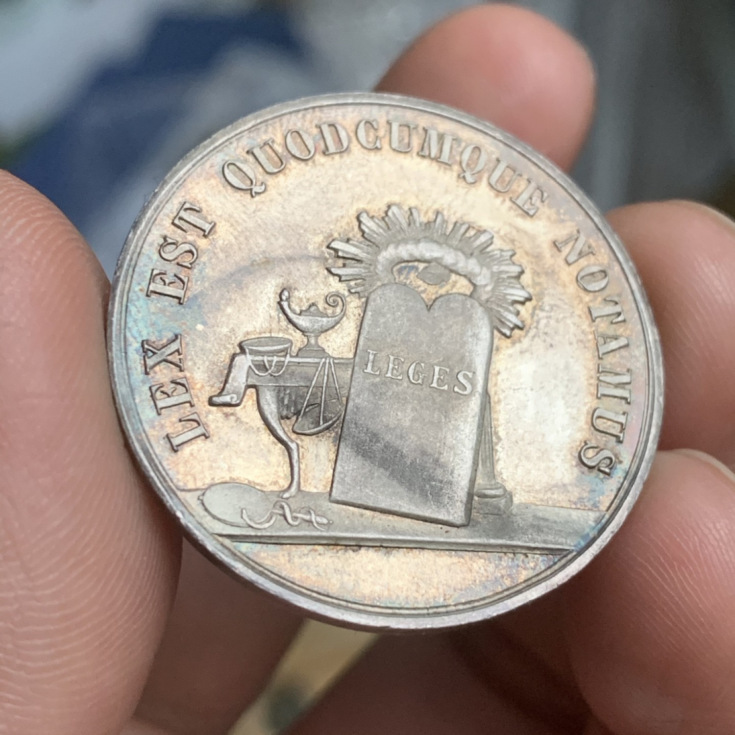 《竞宝斋》第53场（献给最美的劳动者，祝五一快乐！）-本周日，周一2场连拍（全场不限金额包邮） 法国 拉昂区 公证人 圆形银质代币 五彩包浆难得状态 13克 直径32.6mm  丰饶角 银标 1880年左右