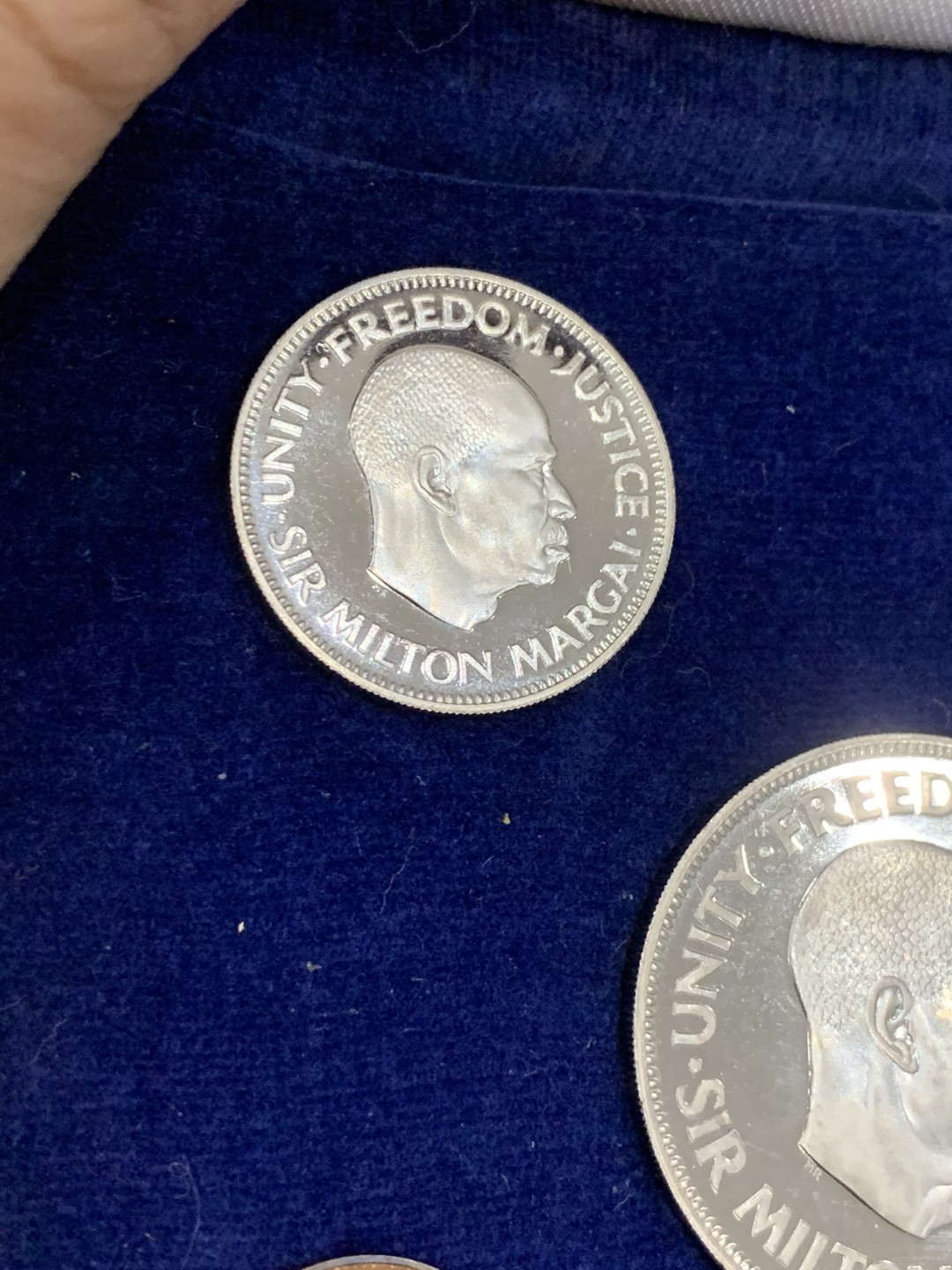 《竞宝斋》第53场（献给最美的劳动者，祝五一快乐！）-本周日，周一2场连拍（全场不限金额包邮） 塞拉利昂1964年清年份原盒6枚精制套币