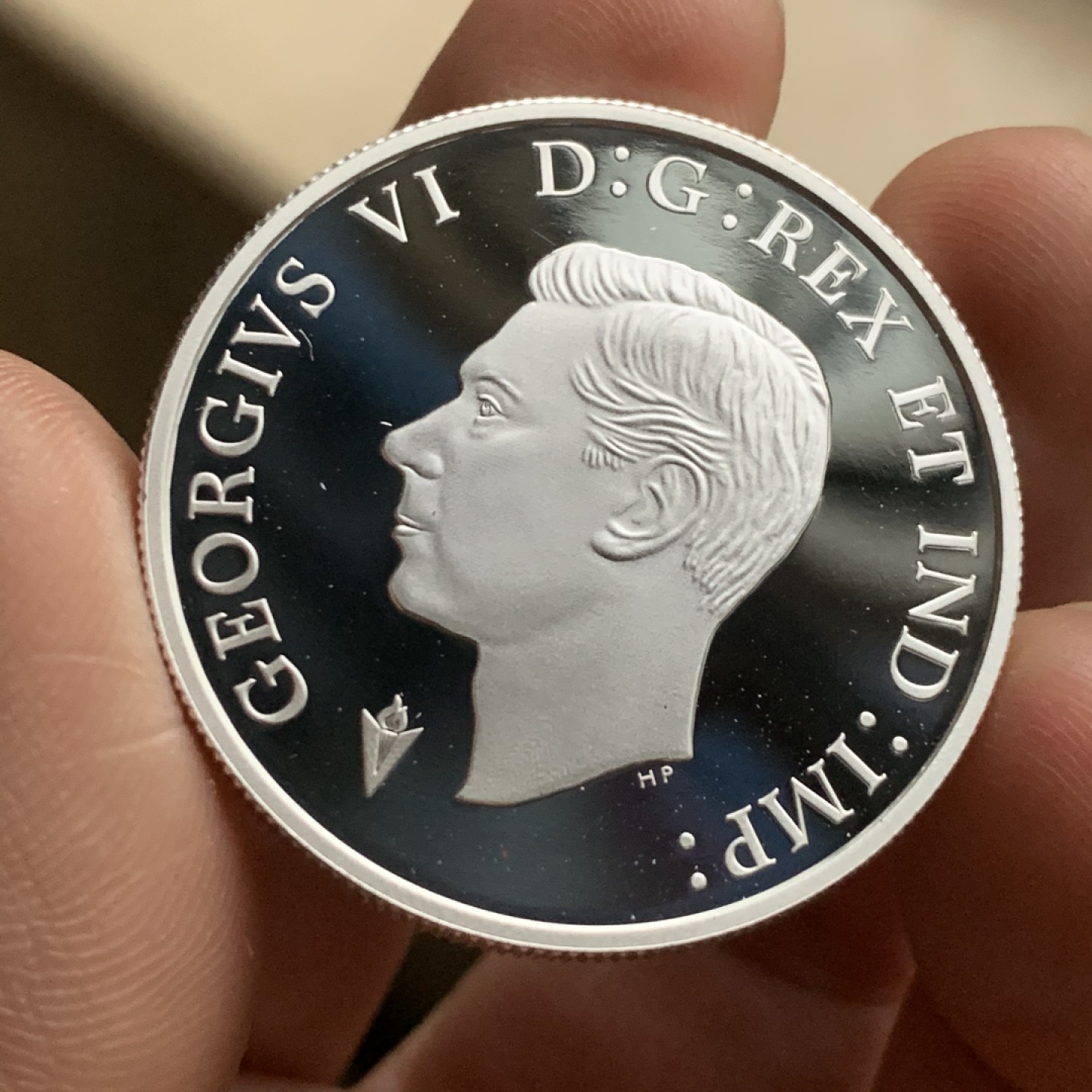 《竞宝斋》第53场（献给最美的劳动者，祝五一快乐！）-本周日，周一2场连拍（全场不限金额包邮） 加拿大 2020 二战胜利75周年 纪念精制银币 999银 23克 背面采用 乔六头像 比较少见