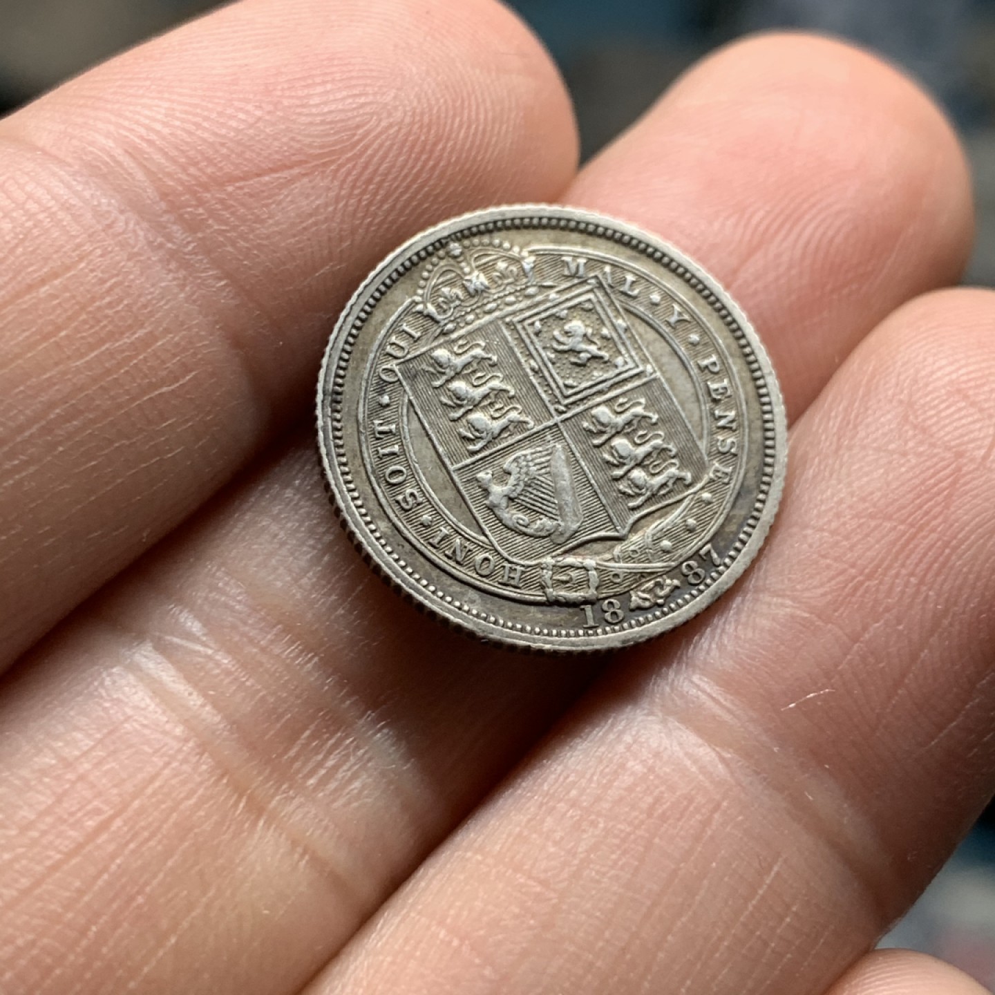 《竞宝斋》第53场（献给最美的劳动者，祝五一快乐！）-本周日，周一2场连拍（全场不限金额包邮） 英国 1887高冠六便士 银币 包浆不错，经典品种