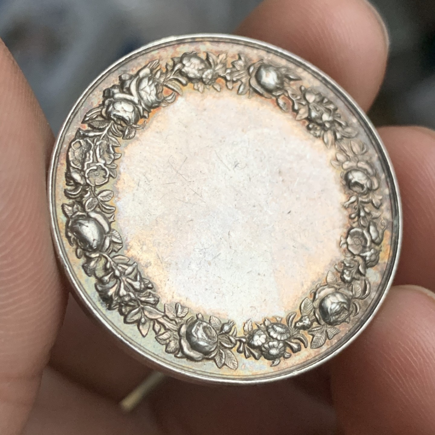 《竞宝斋》第53场（献给最美的劳动者，祝五一快乐！）-本周日，周一2场连拍（全场不限金额包邮） 法国 1880-1898年 高细节 圆形银质婚章 16克 32mm直径 丰饶角边铭 银标非常厚重