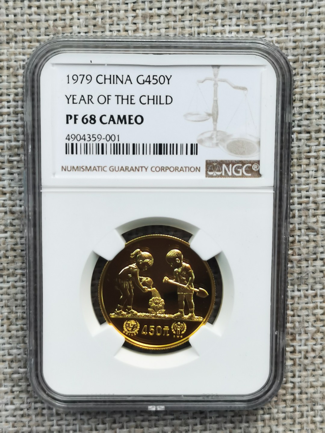 老精稀金银币专场「第4期」 1979年1/2盎司儿童浇花金币