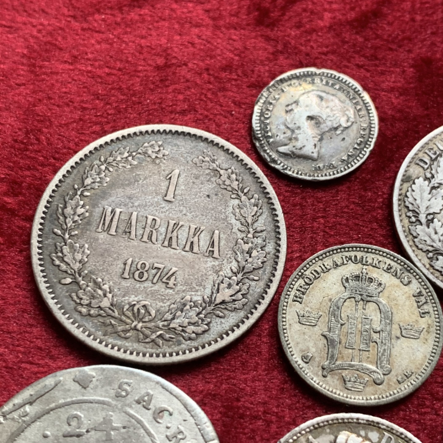 《竞宝斋》第54场-本周日，周一2场连拍（全场不限金额包邮） 各国 散银币7枚