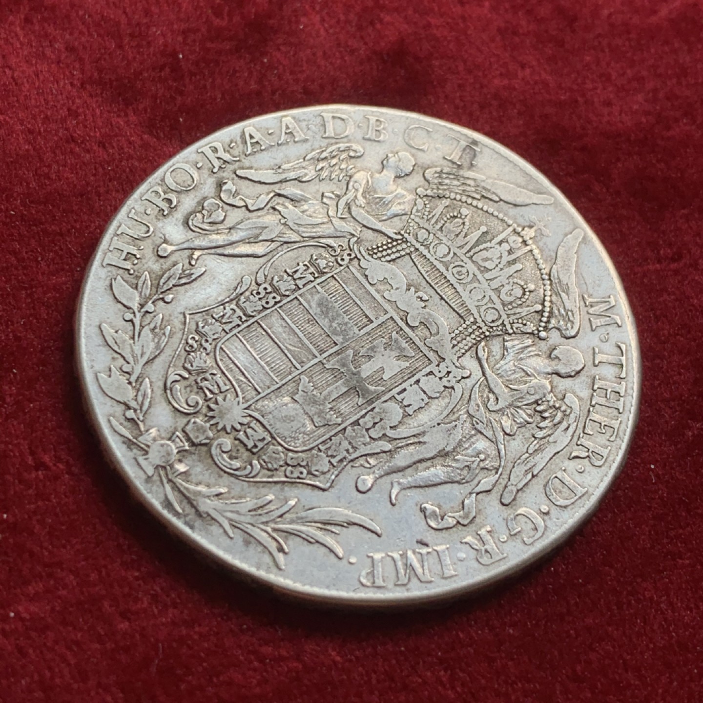 《竞宝斋》第54场-本周日，周一2场连拍（全场不限金额包邮） 匈牙利 1780年圣母抱婴大泰勒原味品无磕无碰可以收藏