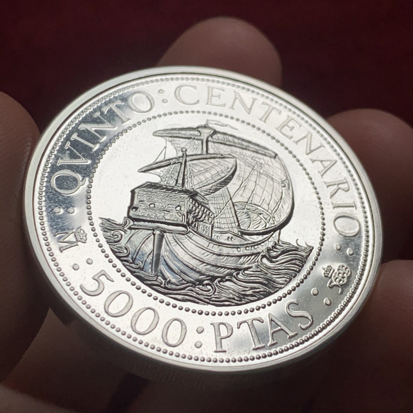 《竞宝斋》第54场-本周日，周一2场连拍（全场不限金额包邮） 获奖币 原木盒 西班牙 1989年 大帆船 5000比塞塔 精制大银币 54克