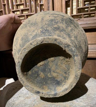 西汉彩陶真品非常大气好看