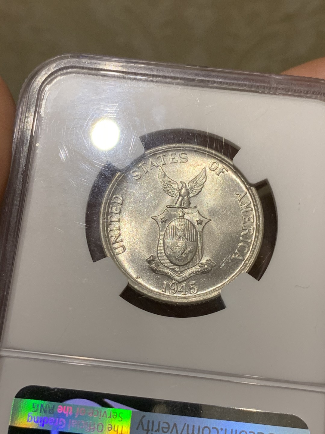 《竞宝斋》第54场-本周日，周一2场连拍（全场不限金额包邮） NGC-MS62+ 美属菲律宾 1945年 S版 打铁女神 50分 银币 底板和光度都不错