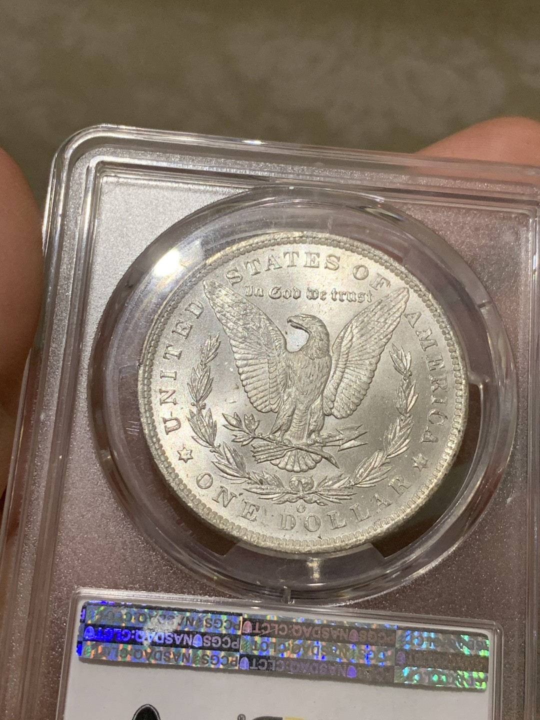 《竞宝斋》第54场-本周日，周一2场连拍（全场不限金额包邮） PCGS-MS64 美国 1885年O版 1美元 摩根银币，白花花BU出厂品相，银行原袋评级，丝滑