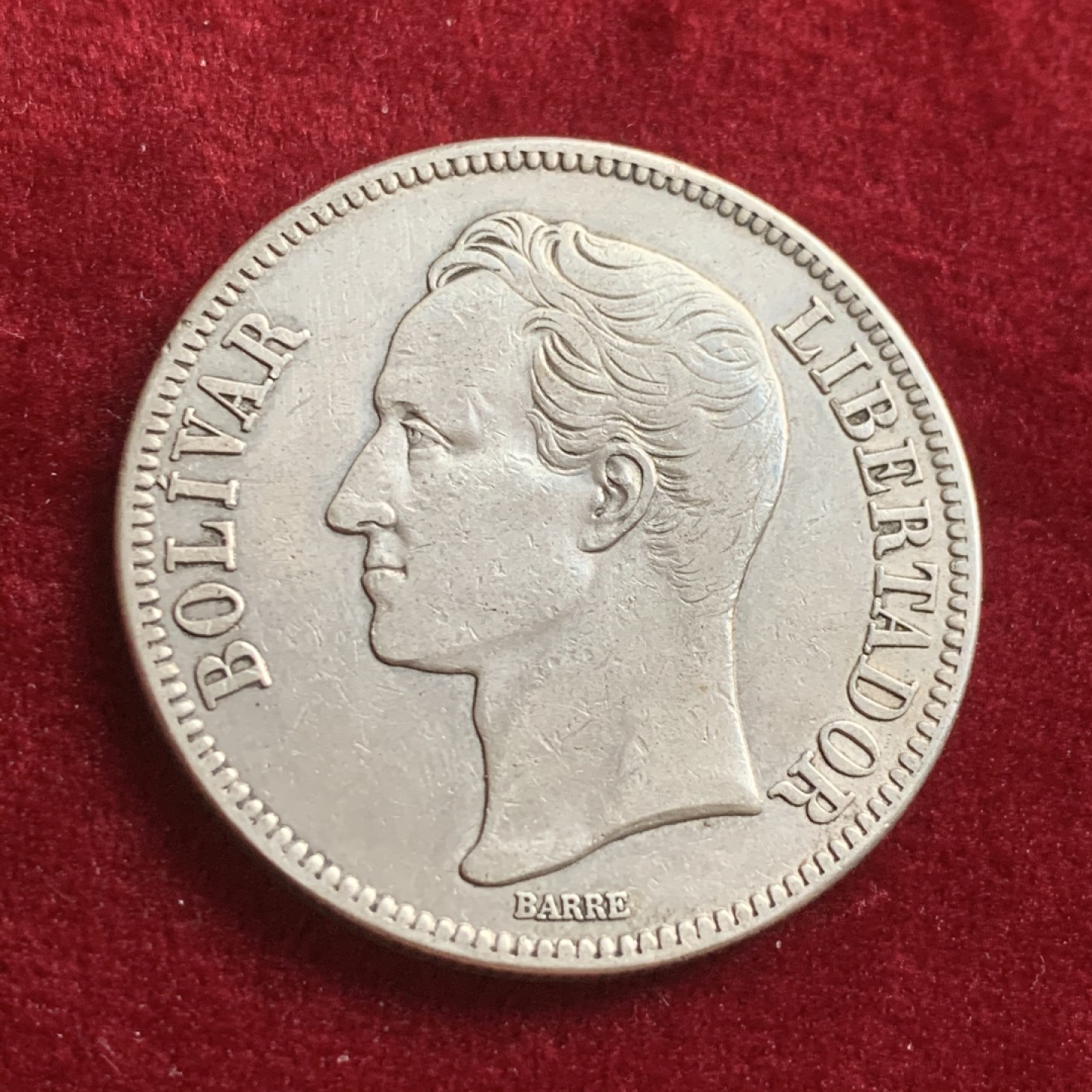 《竞宝斋》第54场-本周日，周一2场连拍（全场不限金额包邮） 委内瑞拉 1936年西蒙玻璃瓦5波利瓦大银币 原味