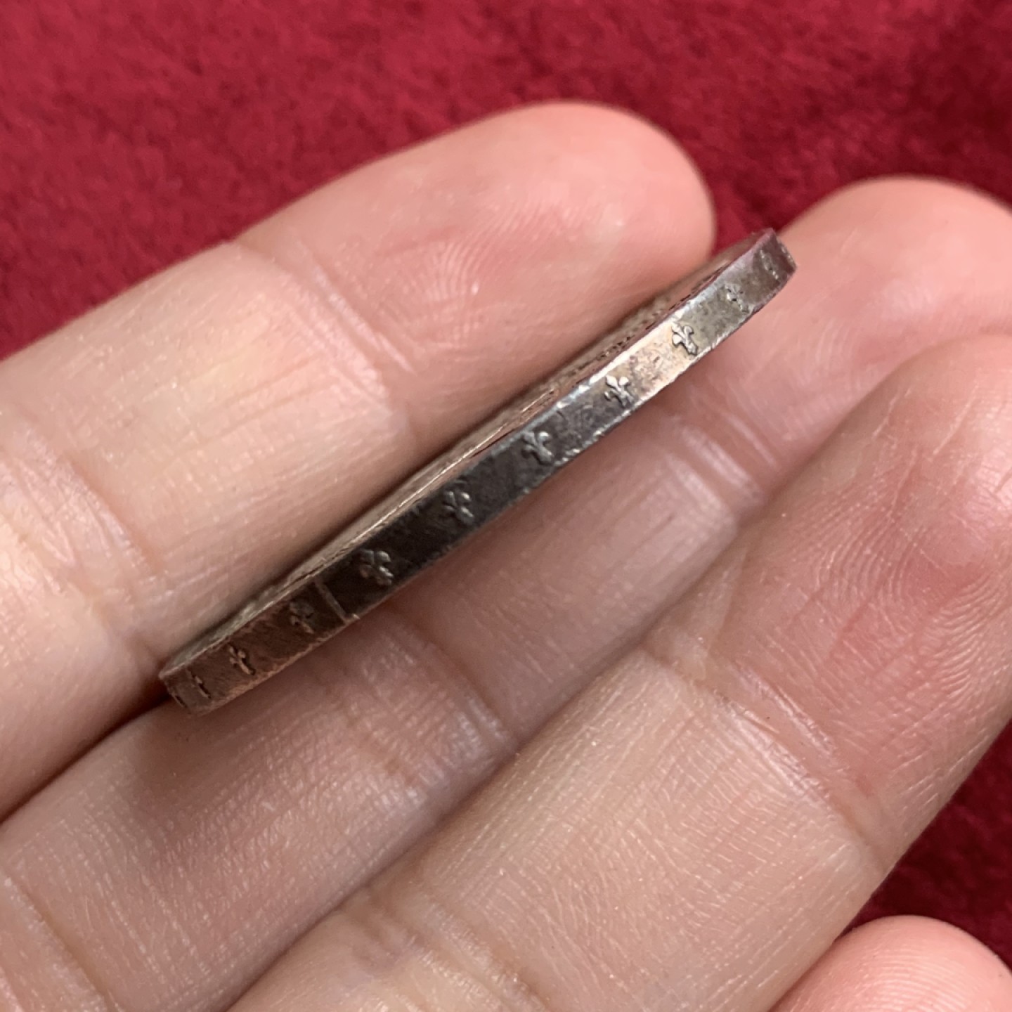 《竞宝斋》第54场-本周日，周一2场连拍（全场不限金额包邮） 西班牙1889年阿方索十三世双柱5比塞塔大银币月牙彩底光