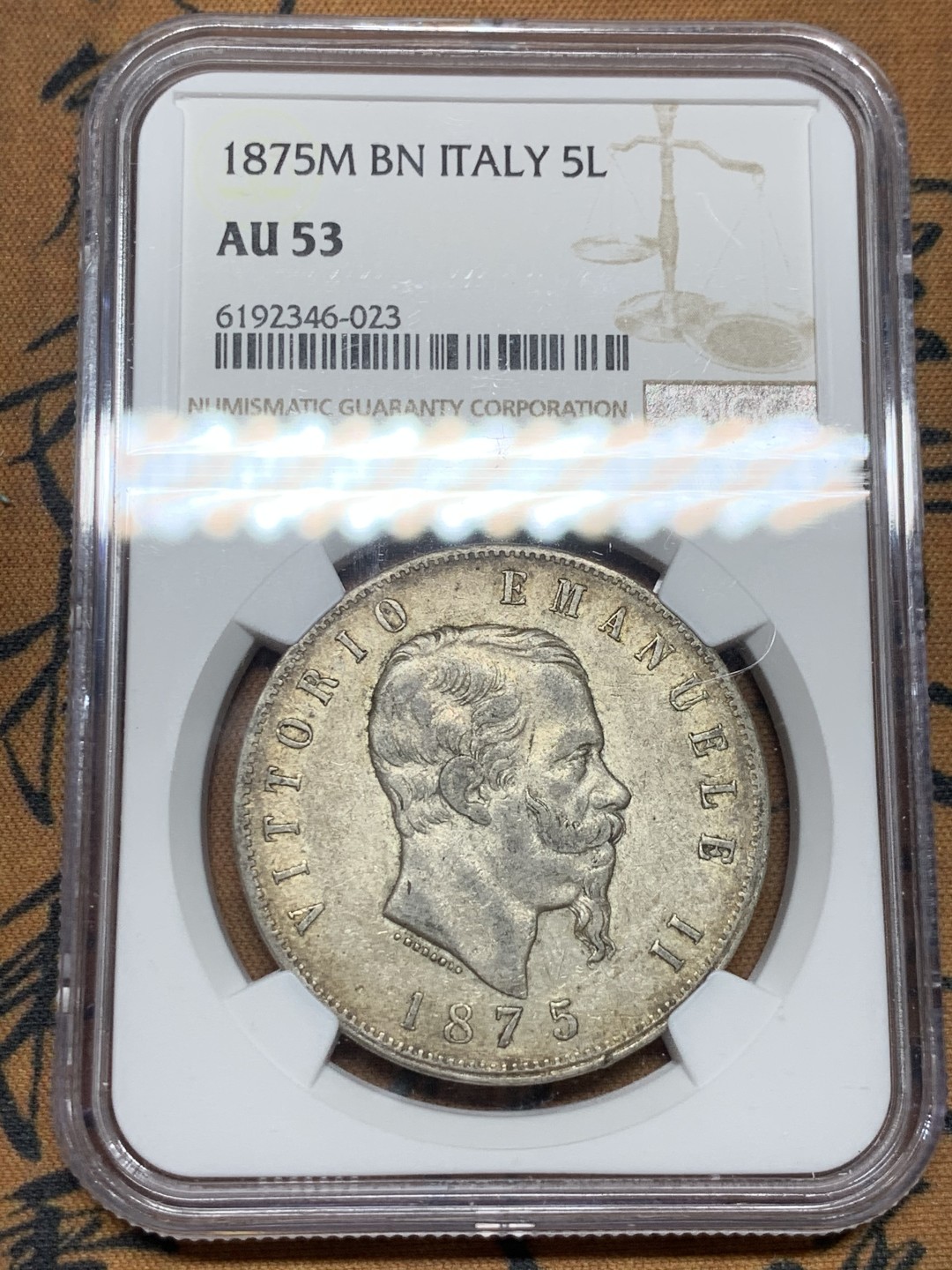 《竞宝斋》第54场-本周日，周一2场连拍（全场不限金额包邮） NGC-AU53 意大利 1875年 伊曼纽尔二世 5里拉 大银币 原味好品