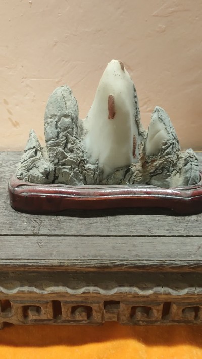 灵璧白灵石