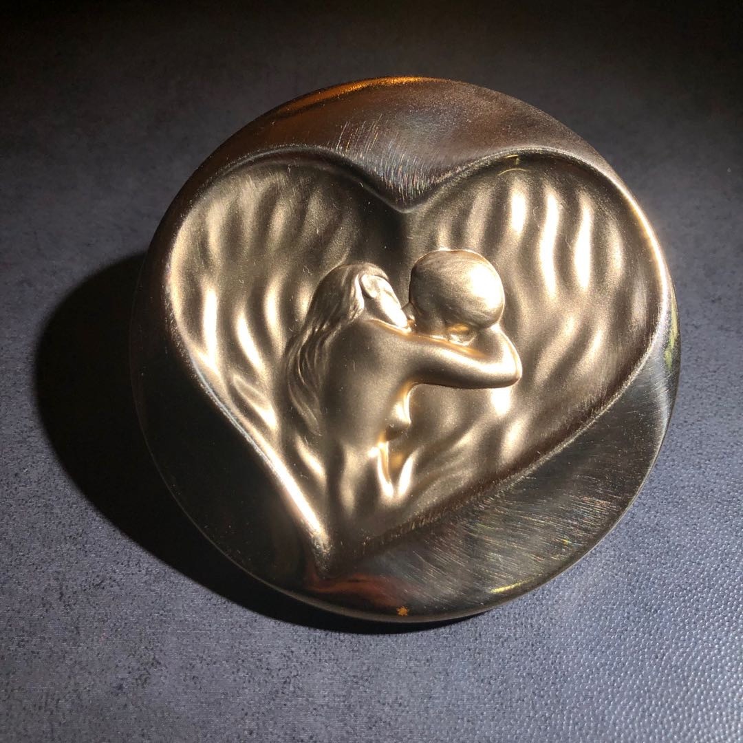 法国当代麦朵尔拍卖 情人