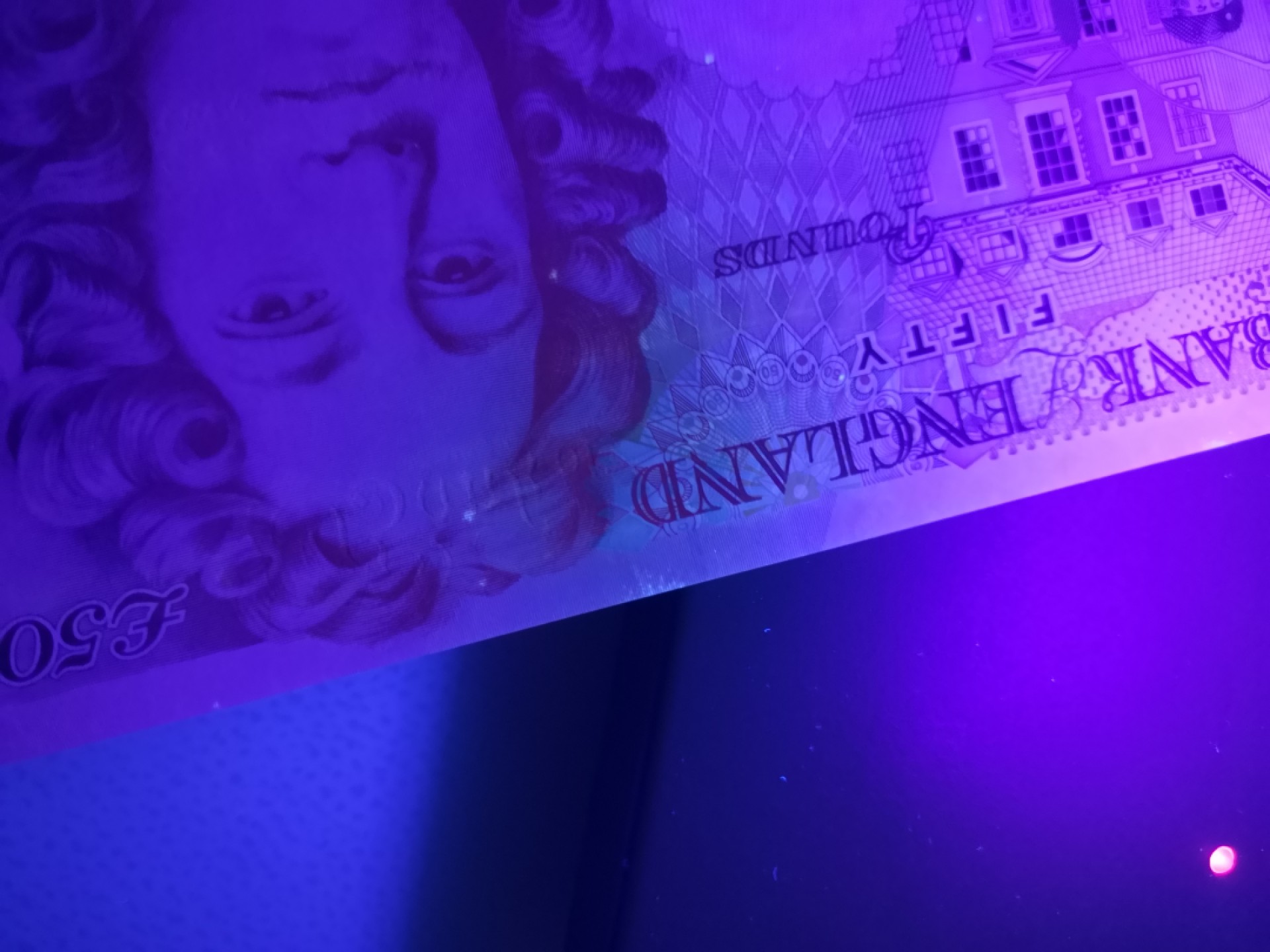 《外钞收藏家》第一百七十八期拍卖 英国E序列50镑 AU品相 如图详情