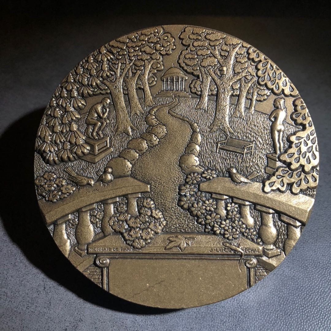 法国当代麦朵尔拍卖 神秘园